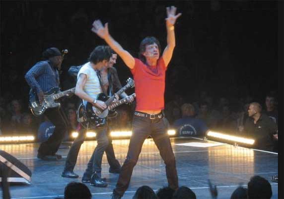 Darryl Jones Stones