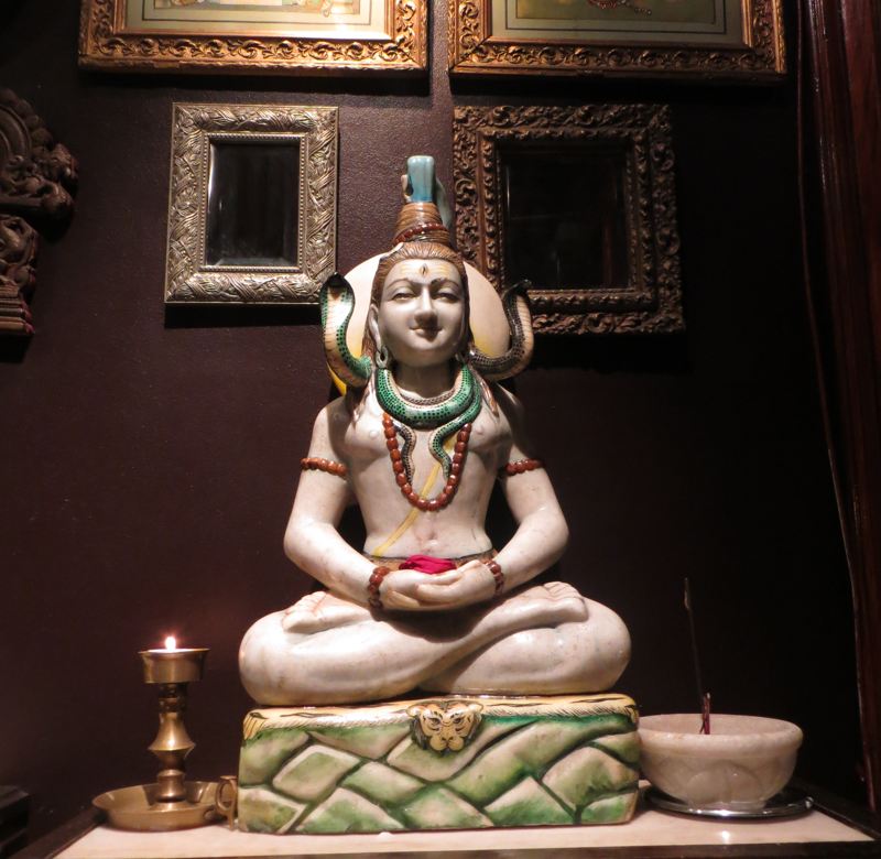 Shiva statue @Chor Bizarre