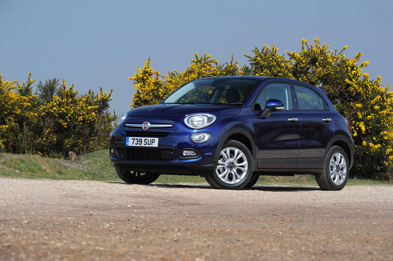 Fiat 500X review uk 2015-