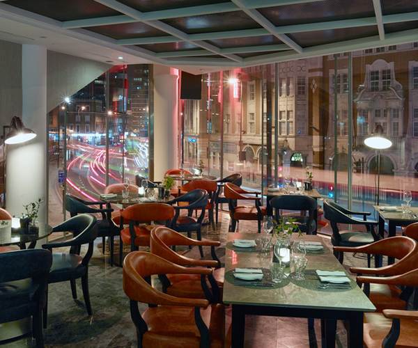 London Fashion WEek - Where to stay - M by Montclam